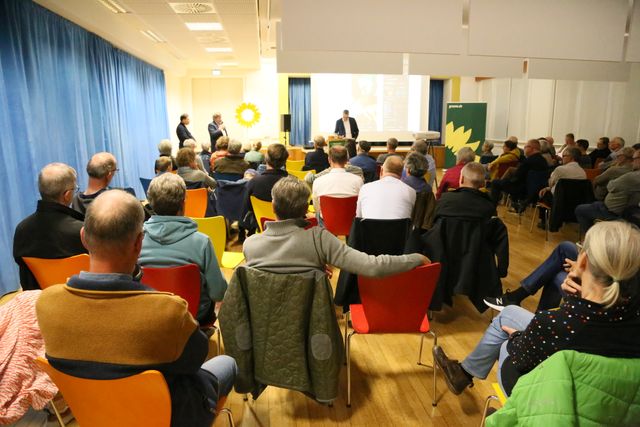 Impressionen der Veranstaltung „Unbequeme Wahrheiten über die Zukunft der Nutzfahrzeuge“