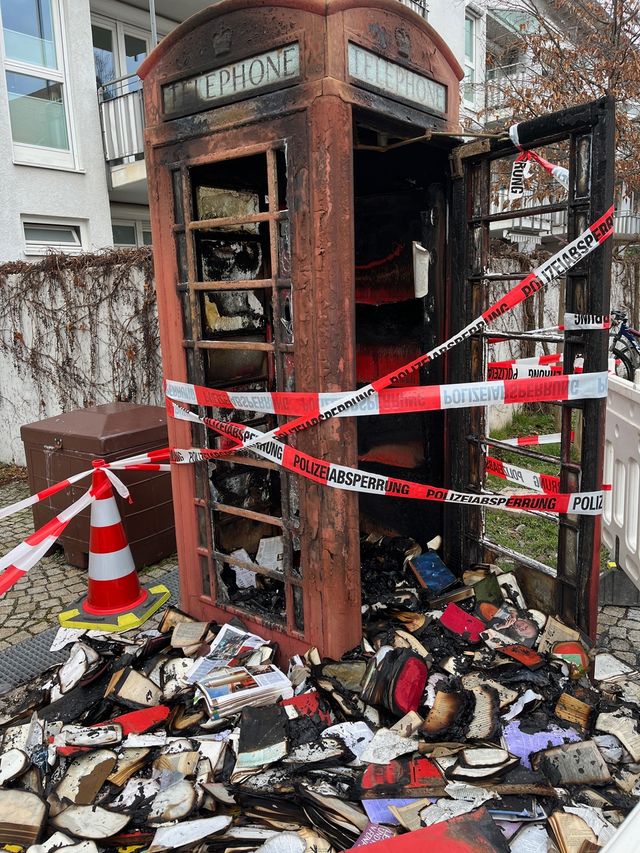 Gedanken zum Brand der Telefonzelle